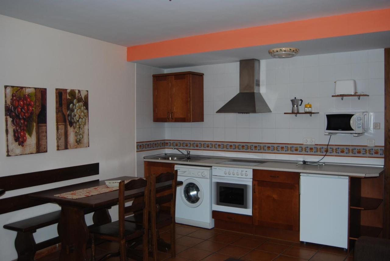 Apartamentos Casa Isabale 비에스카스 외부 사진