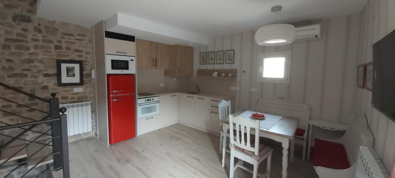 Apartamentos Casa Isabale 비에스카스 외부 사진
