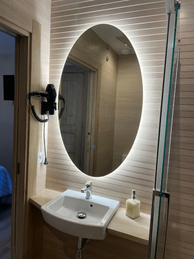 Apartamentos Casa Isabale 비에스카스 외부 사진